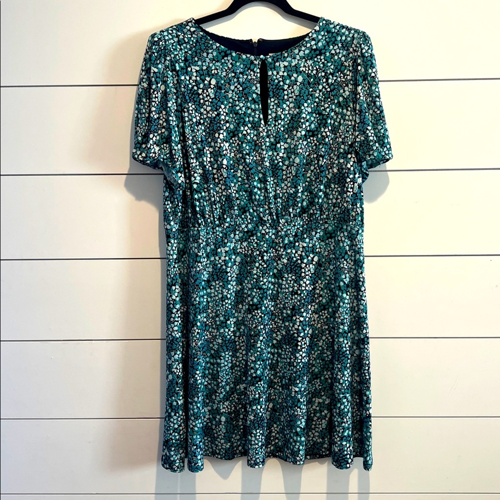 NWT LOFT Dress Blue Floral spring Dress Flowy